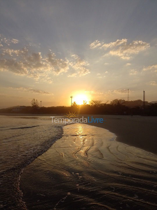 Casa para aluguel de temporada em Bertioga (Praia de Guaratuba)