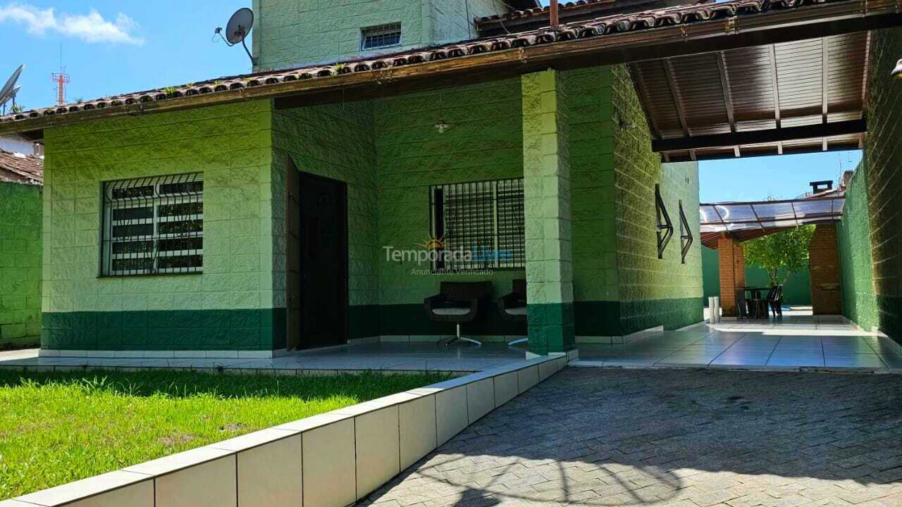 Casa para aluguel de temporada em Ubatuba (Maranduba)