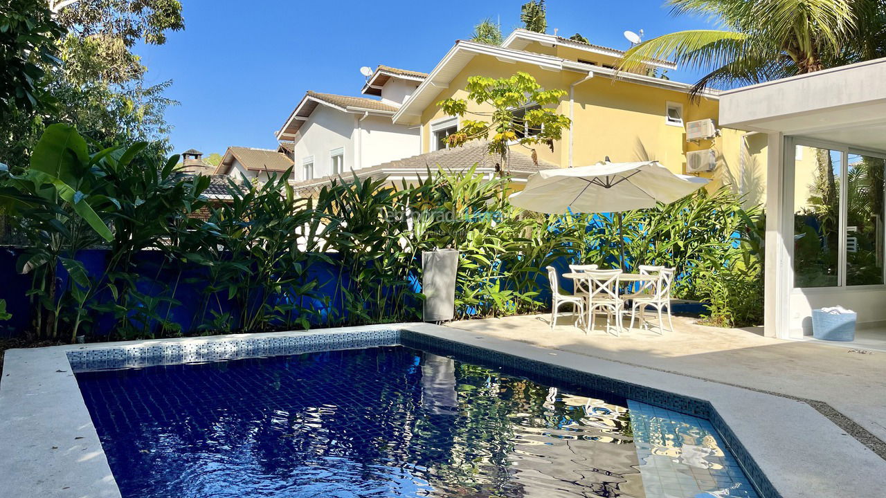 Casa para alquiler de vacaciones em São Sebastião (Praia da Baleia)