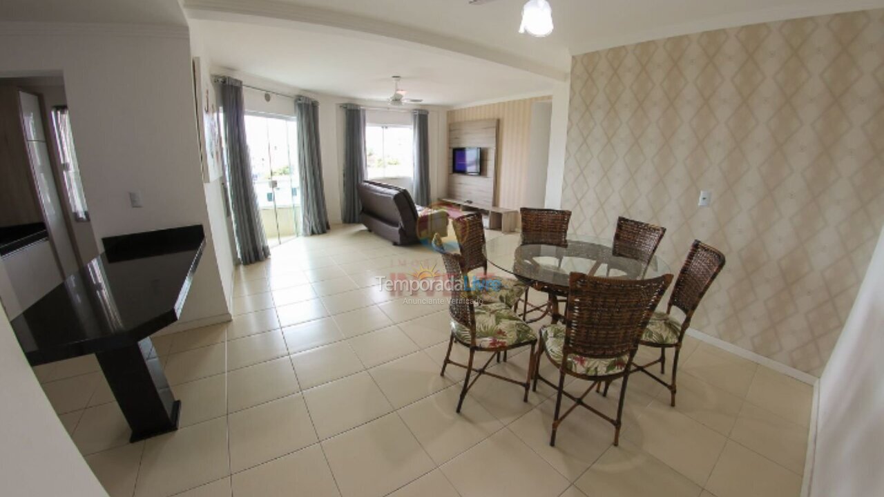 Apartment for vacation rental in Bombinhas (Praia de Bombas)