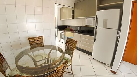 Apartamento en alquiler en avenida principal de Bombas