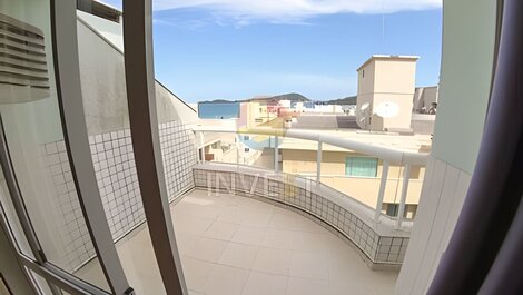 Penthouse for rent with sea view pool in Bombas