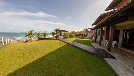 Beachfront House for Rent 4 Islands with Private Pool