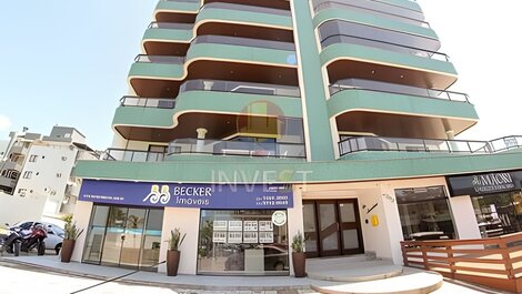 Apartment for rent on the main avenue in Bombas