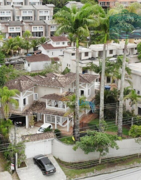 Casa para alquiler de vacaciones em São Sebastião (Juquehy)