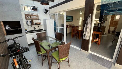 Seasonal Condominium House - Juquehy - 300m from the beach, with 3 bedrooms. two...