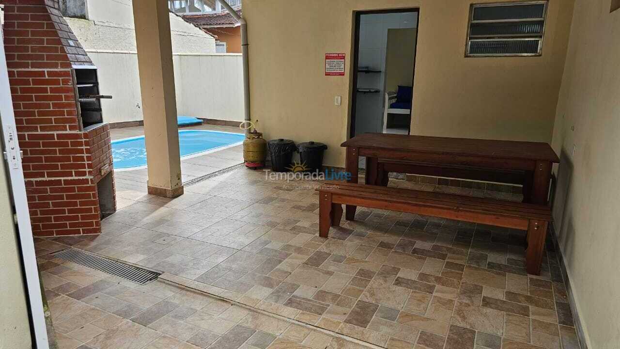 Casa para aluguel de temporada em Ubatuba (Sapê)