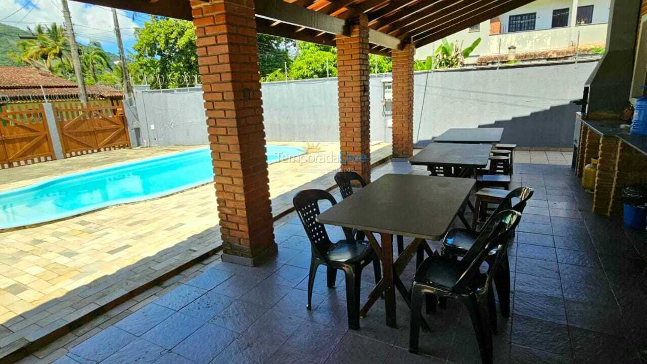 Casa para alquiler de vacaciones em Ubatuba (Maranduba)