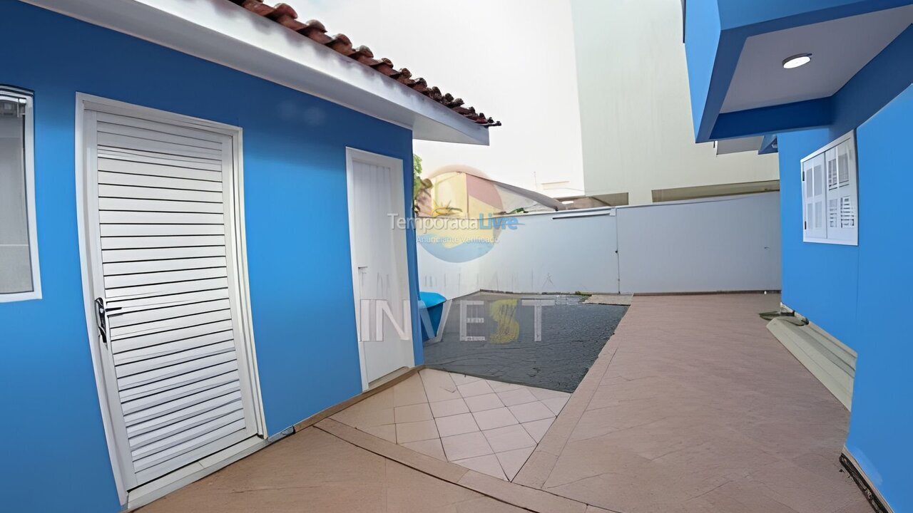 Casa para alquiler de vacaciones em Bombinhas (Praia de Bombas)