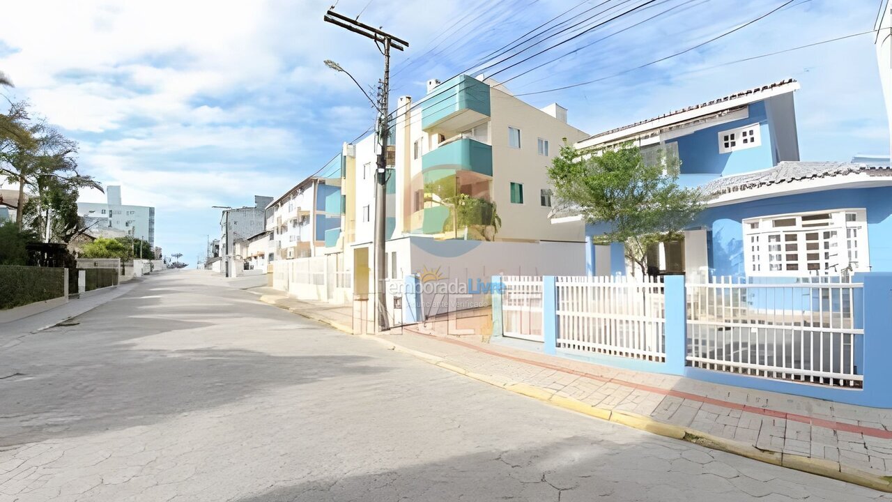 Casa para alquiler de vacaciones em Bombinhas (Praia de Bombas)