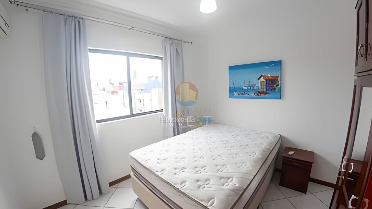 Apartment for vacation rental in Bombinhas (Praia de Bombas)