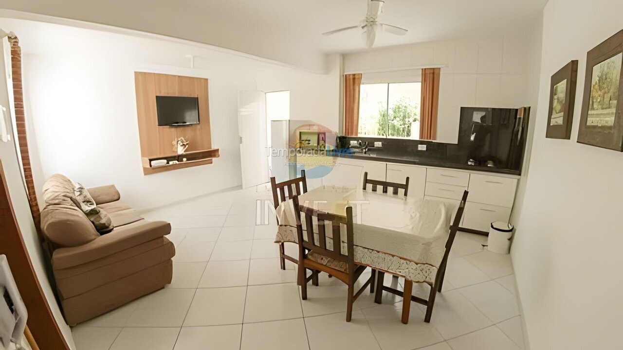 Apartment for vacation rental in Bombinhas (Praia de Bombas)