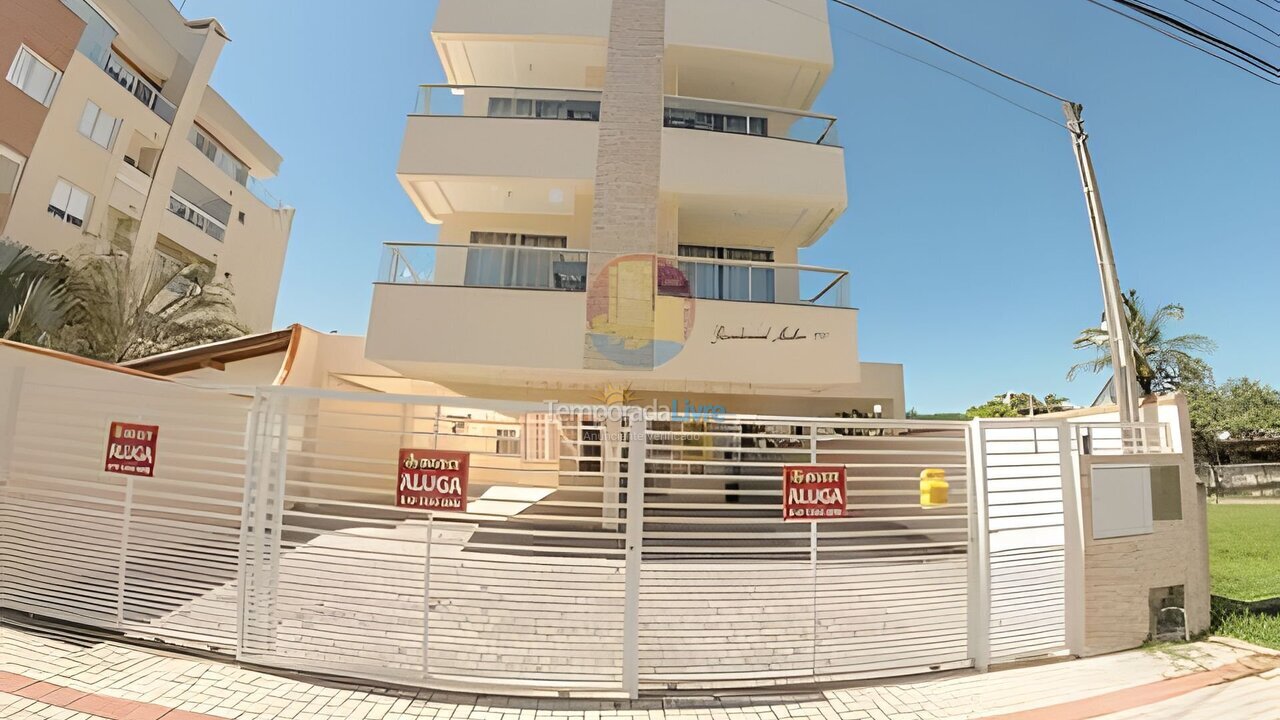 Apartment for vacation rental in Bombinhas (Praia de Bombas)