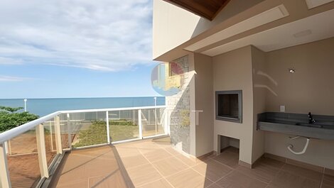 Duplex penthouse for rent facing the sea in Bombas