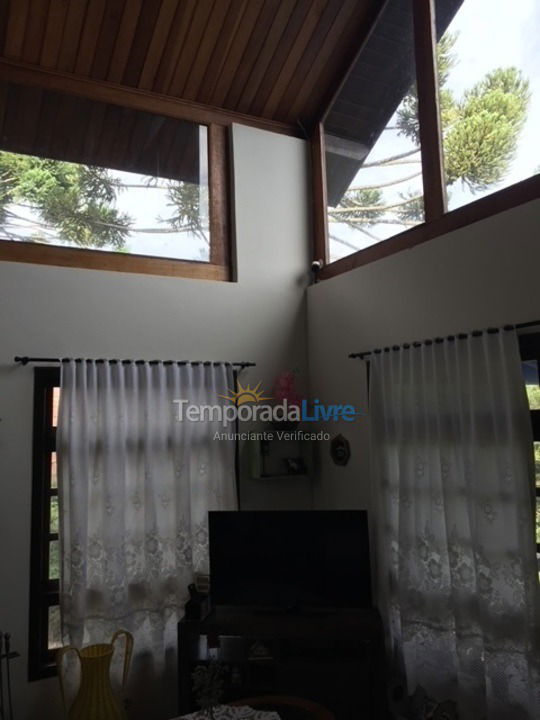 Casa para aluguel de temporada em Monte Verde (Villas de Monte Verde)