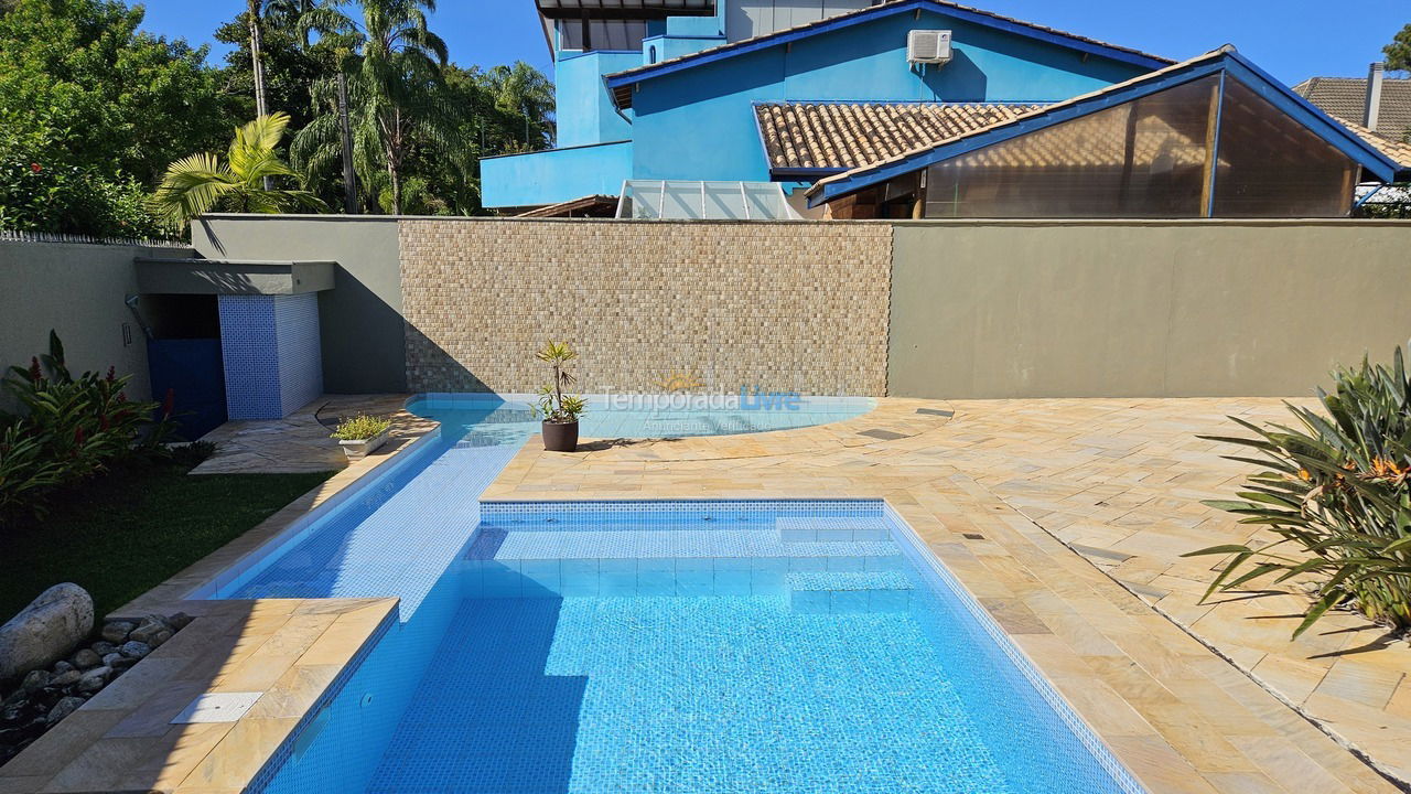 Casa para alquiler de vacaciones em Ubatuba (Praia do Tenório)