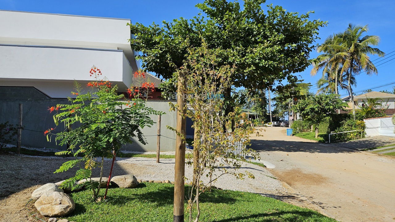 Casa para alquiler de vacaciones em Ubatuba (Praia do Tenório)