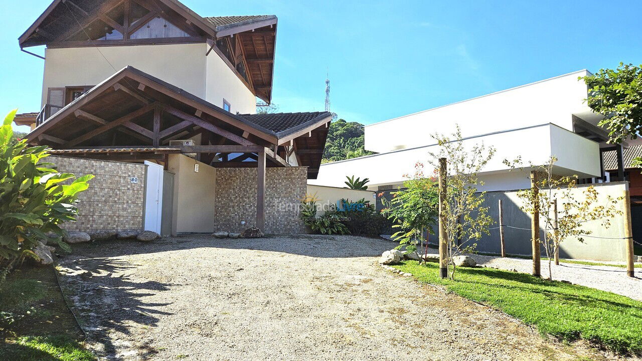 Casa para alquiler de vacaciones em Ubatuba (Praia do Tenório)