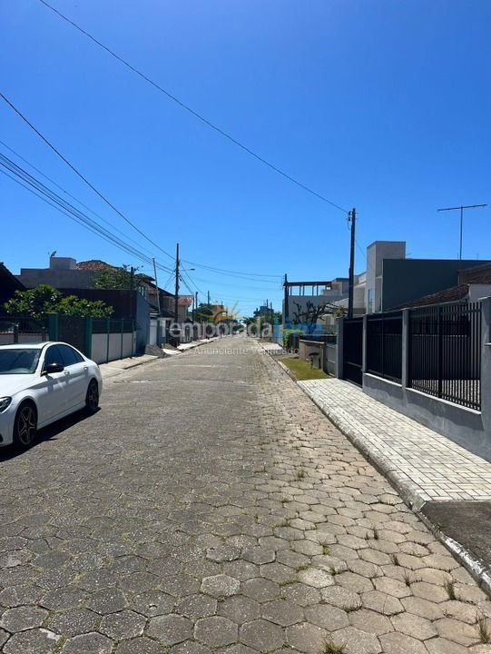 Casa para alquiler de vacaciones em São Francisco do Sul (Enseada)