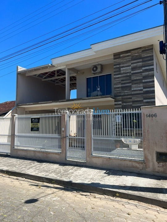 Casa para alquiler de vacaciones em São Francisco do Sul (Enseada)