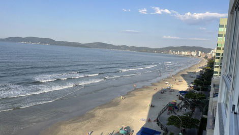 3 SUÍTES FRENTE AO MAR