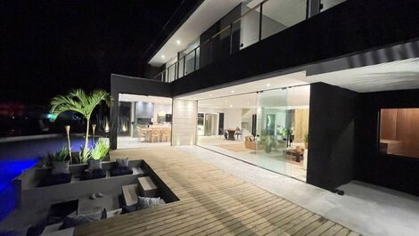 LUXOBRASIL #AR23 Casa Canal Porto Bracuhy Vacation Rental