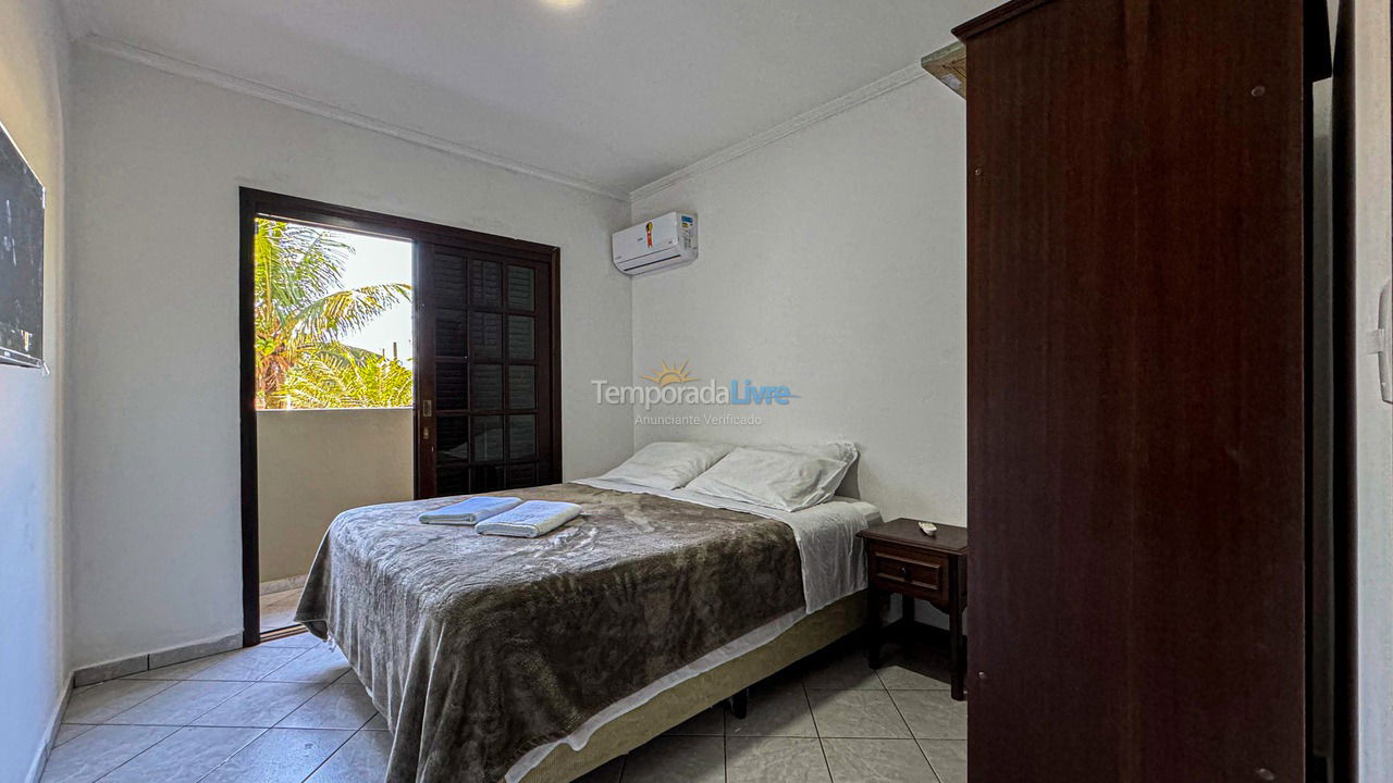 House for vacation rental in Bertioga (Praia de Guaratuba)