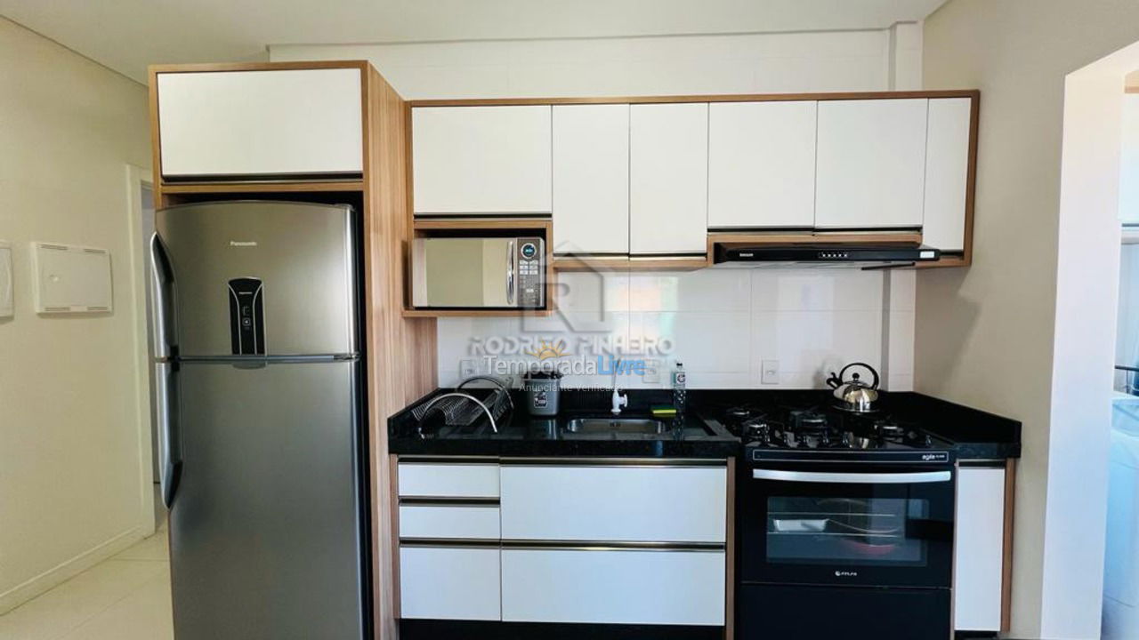Apartamento para alquiler de vacaciones em Bombinhas (Praia de Bombas)