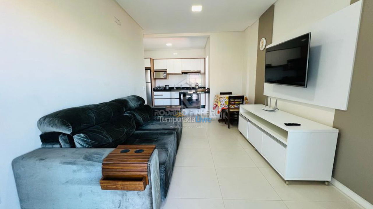 Apartamento para alquiler de vacaciones em Bombinhas (Praia de Bombas)
