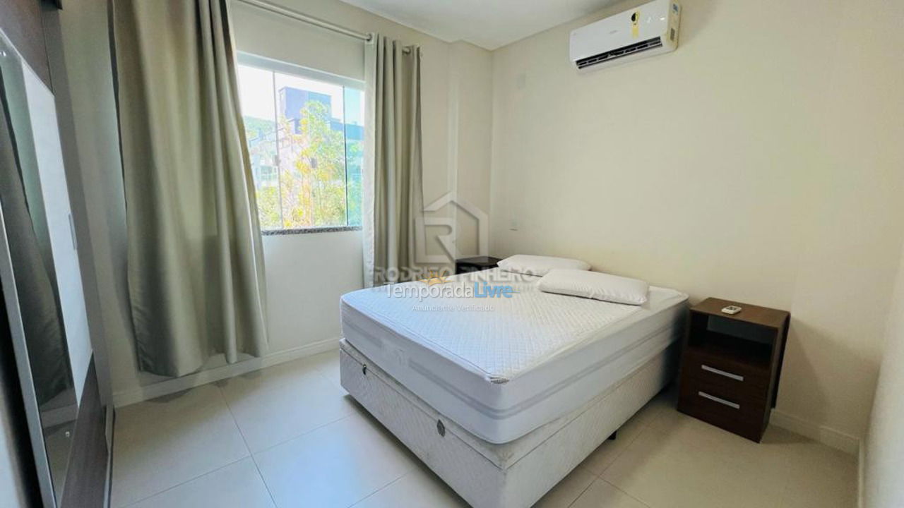 Apartamento para alquiler de vacaciones em Bombinhas (Praia de Bombas)