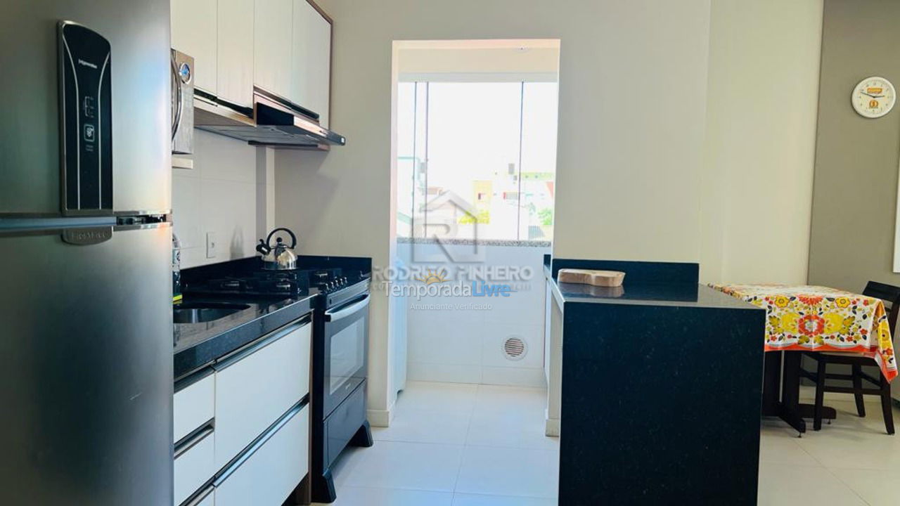 Apartamento para alquiler de vacaciones em Bombinhas (Praia de Bombas)