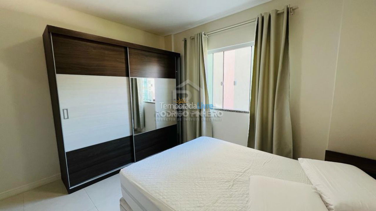 Apartamento para alquiler de vacaciones em Bombinhas (Praia de Bombas)