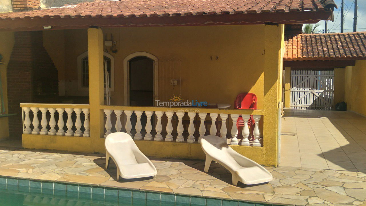 Casa para aluguel de temporada em Itanhaém (Balneário Gaivotas)