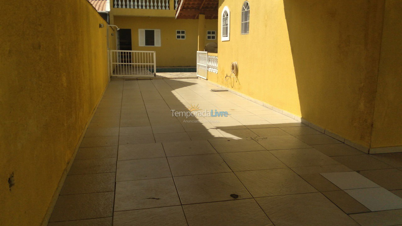 Casa para aluguel de temporada em Itanhaém (Balneário Gaivotas)