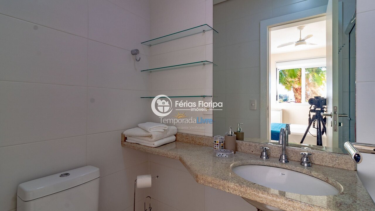 Apartamento para aluguel de temporada em Florianopolis (Campeche)