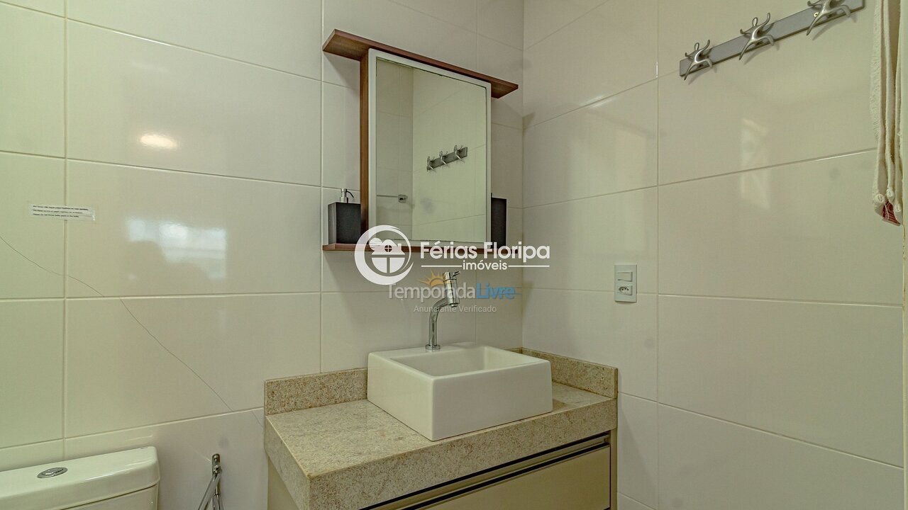 Apartamento para aluguel de temporada em Florianopolis (Campeche)