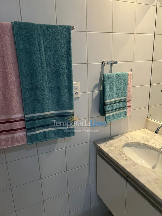 Apartamento para aluguel de temporada em Mata de São João (Praia do Forte)