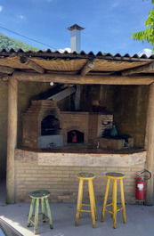 Casa com piscina, bilhar, ar condicionado e vista para a Praia