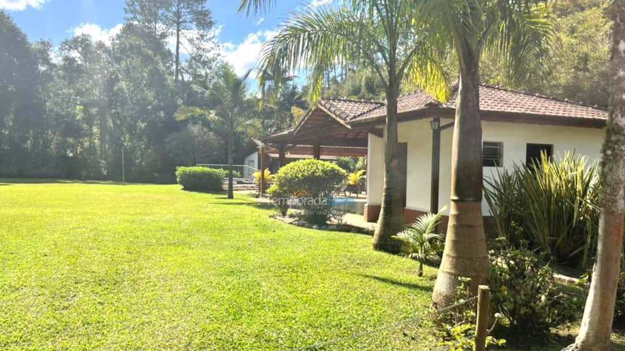 Granja para alquiler de vacaciones em São Lourenço da Serra (Sitio)