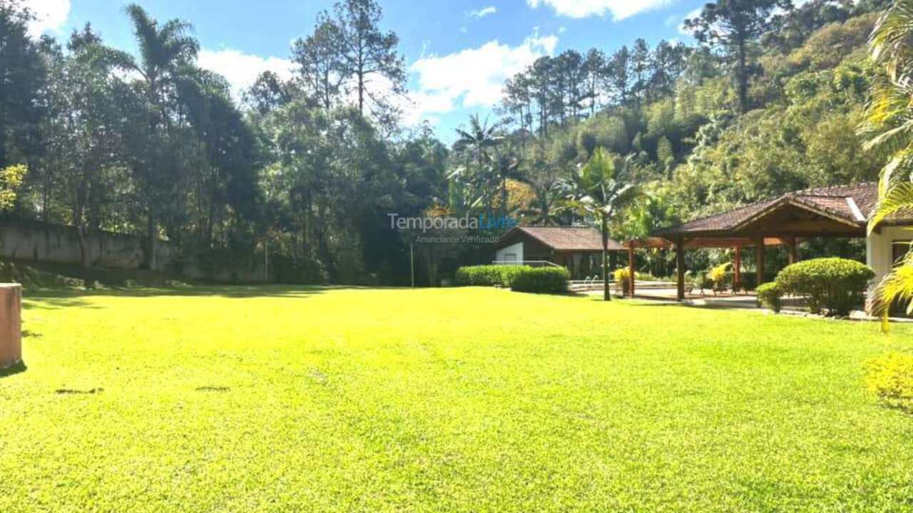 Granja para alquiler de vacaciones em São Lourenço da Serra (Sitio)