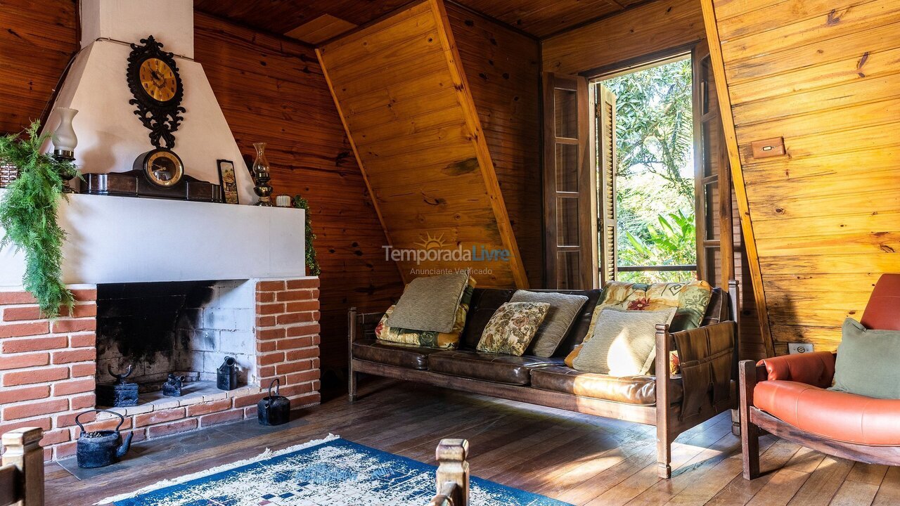 Casa para alquiler de vacaciones em Arujá (Parque Jacarandá)