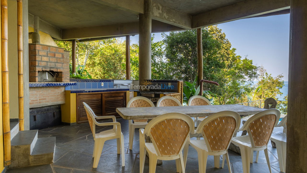 House for vacation rental in Ubatuba (Ponta das Toninhas)