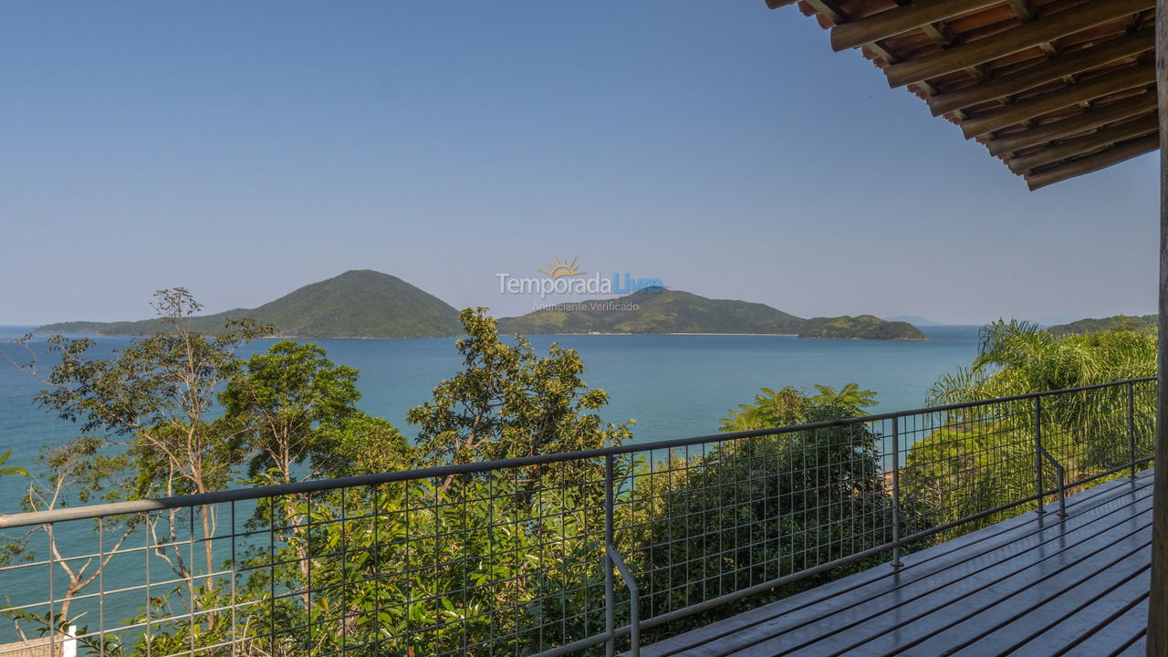 House for vacation rental in Ubatuba (Ponta das Toninhas)