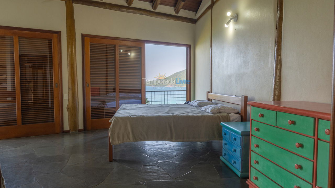 Casa para alquiler de vacaciones em Ubatuba (Ponta das Toninhas)