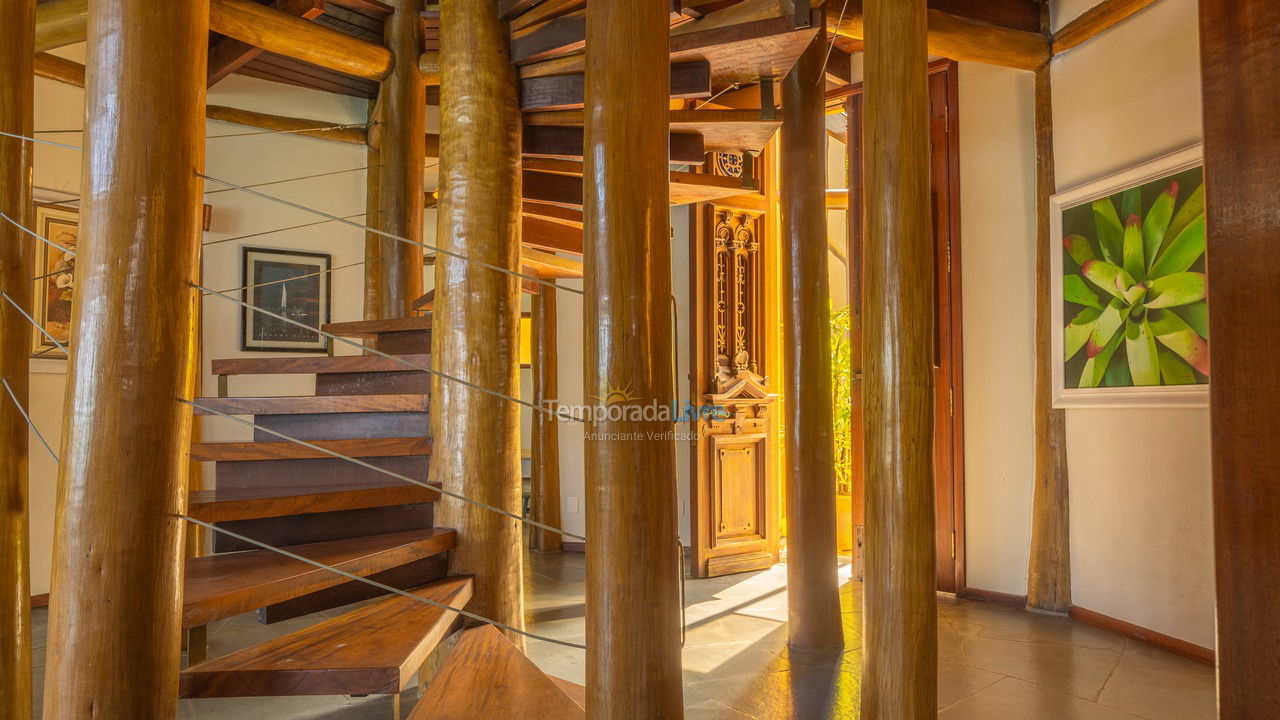 Casa para alquiler de vacaciones em Ubatuba (Ponta das Toninhas)