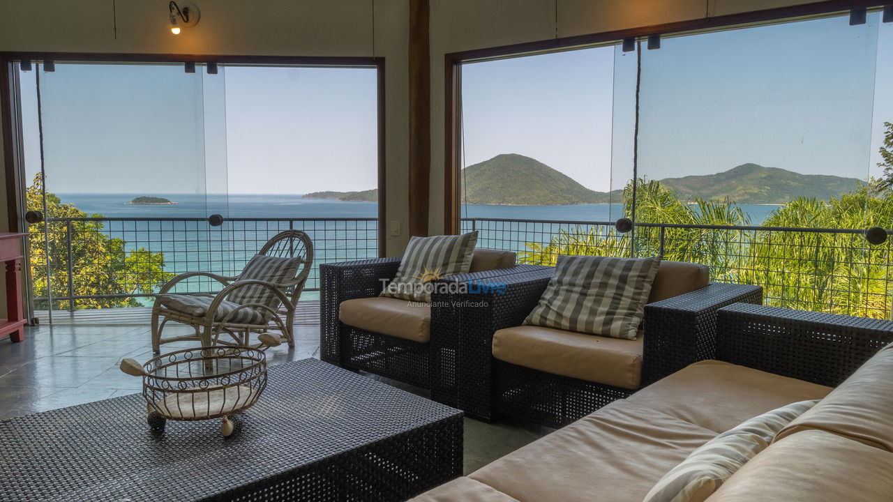 Casa para alquiler de vacaciones em Ubatuba (Ponta das Toninhas)