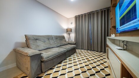 257 - Apartamento 2 dormitórios na Praia de Bombas