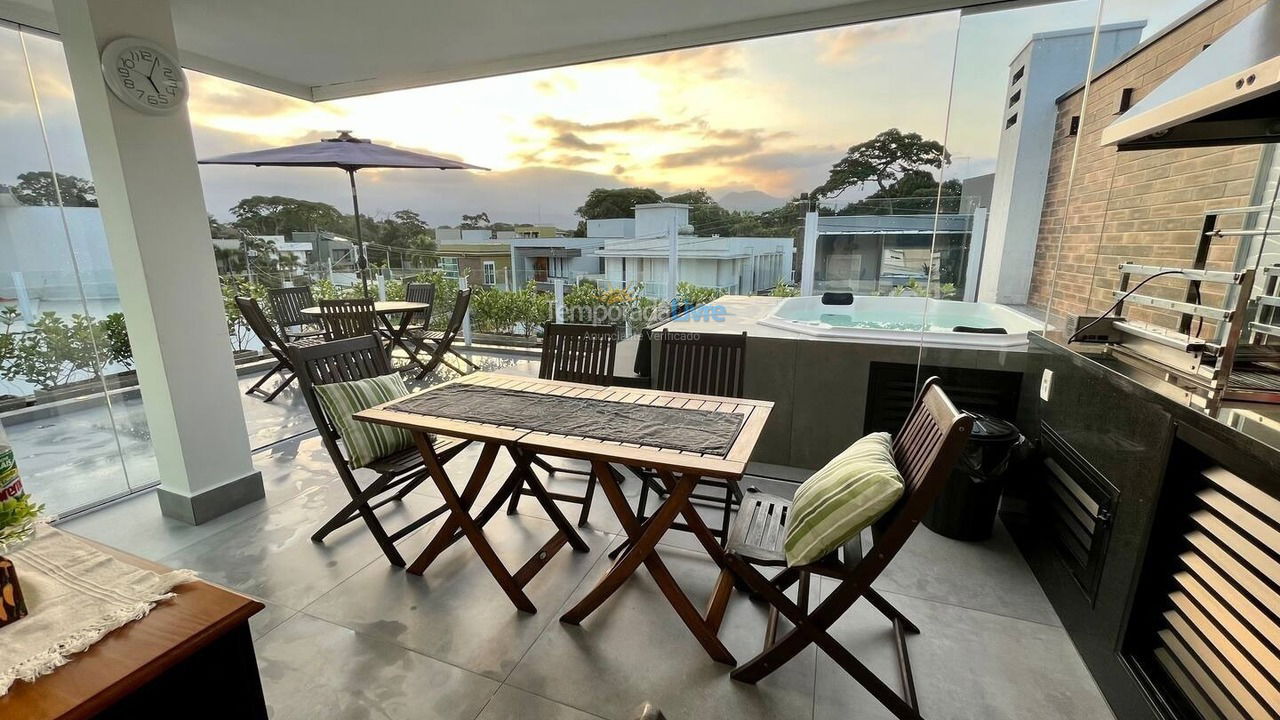 Casa para alquiler de vacaciones em Bertioga (Riviera de São Lourenço)