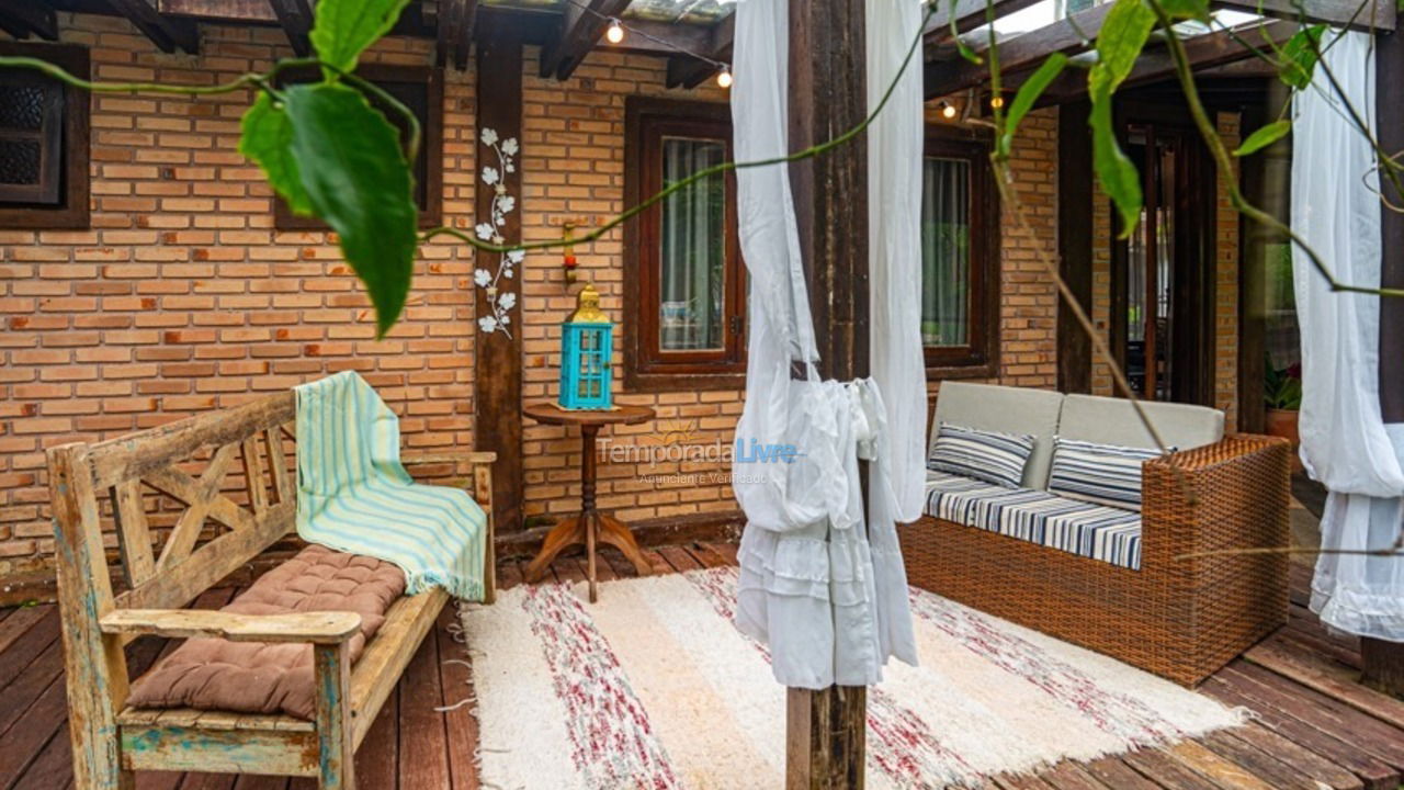 House for vacation rental in São Sebastião (Camburi)