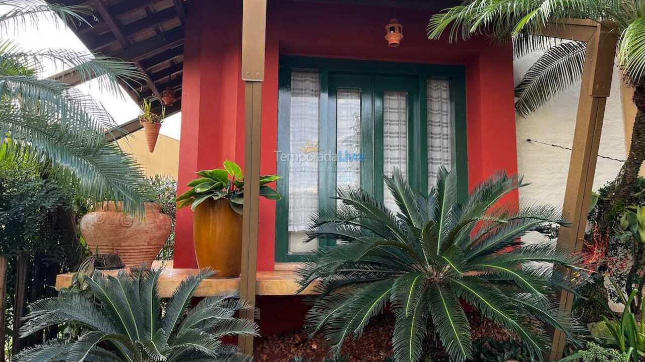 Casa para aluguel de temporada em Olímpia (Centro)